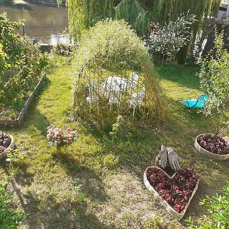 Le Refuge Des Alpes Mancelles Apartment Fresnay-sur-Sarthe Bagian luar foto