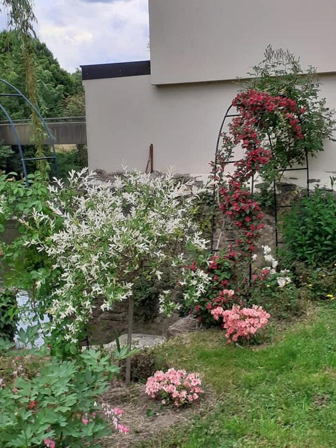 Le Refuge Des Alpes Mancelles Apartment Fresnay-sur-Sarthe Bagian luar foto
