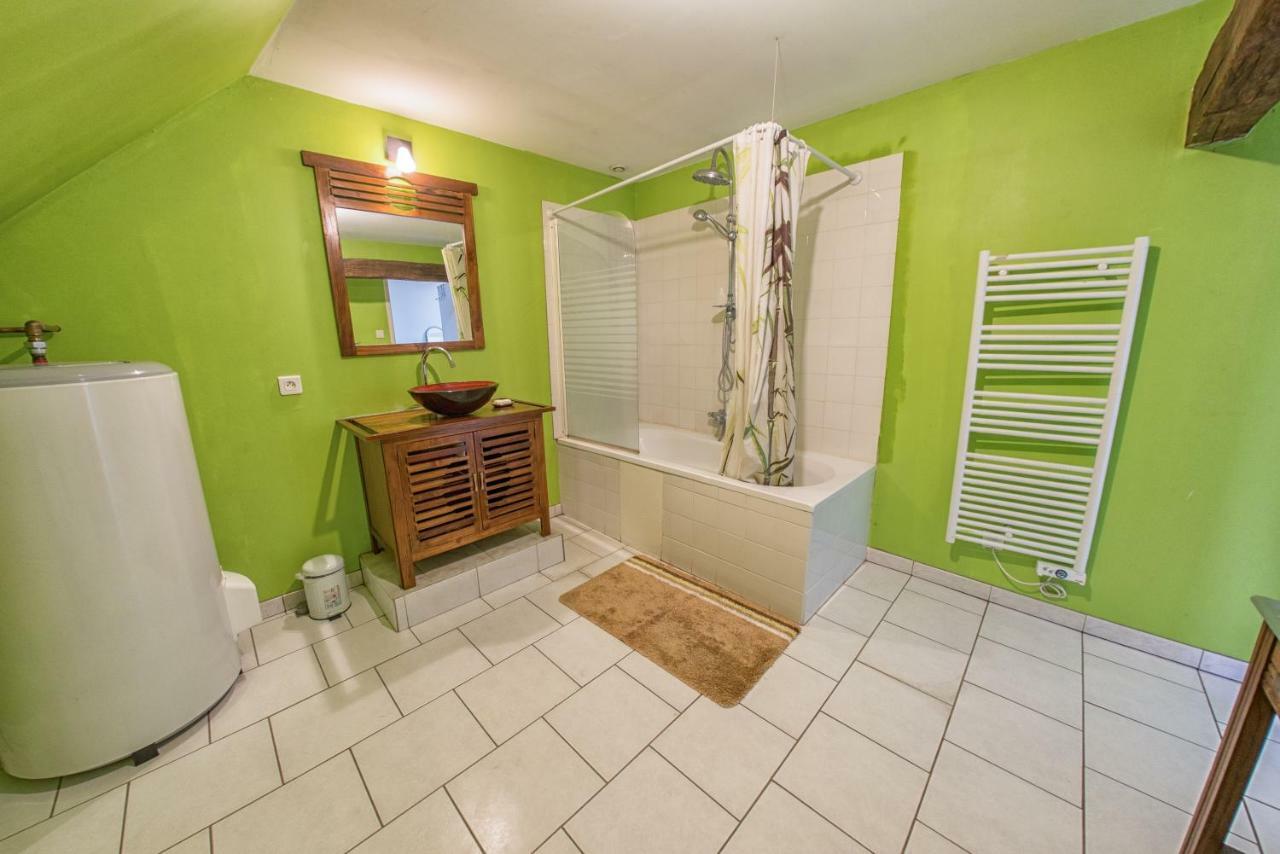 Le Refuge Des Alpes Mancelles Apartment Fresnay-sur-Sarthe Bagian luar foto
